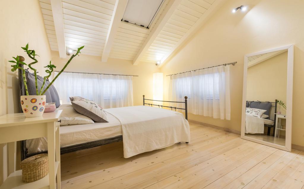 Villa Oliva, In A Serene Location & Private Pool, By Zantewize Akrotiri  Bagian luar foto