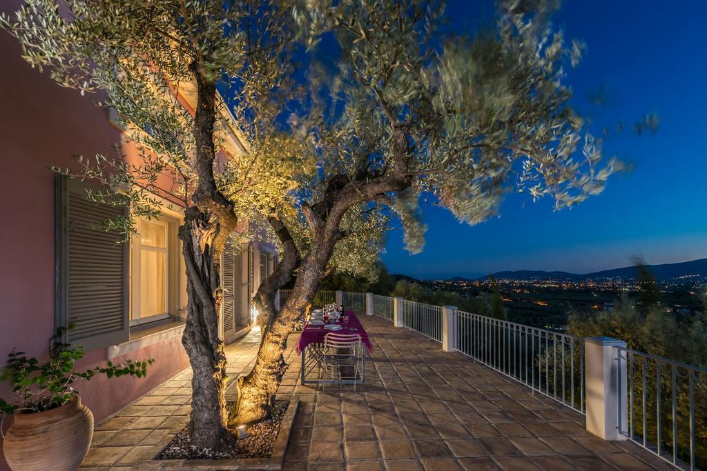 Villa Oliva, In A Serene Location & Private Pool, By Zantewize Akrotiri  Bagian luar foto