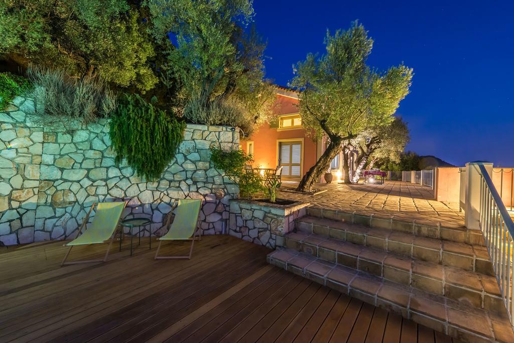 Villa Oliva, In A Serene Location & Private Pool, By Zantewize Akrotiri  Bagian luar foto